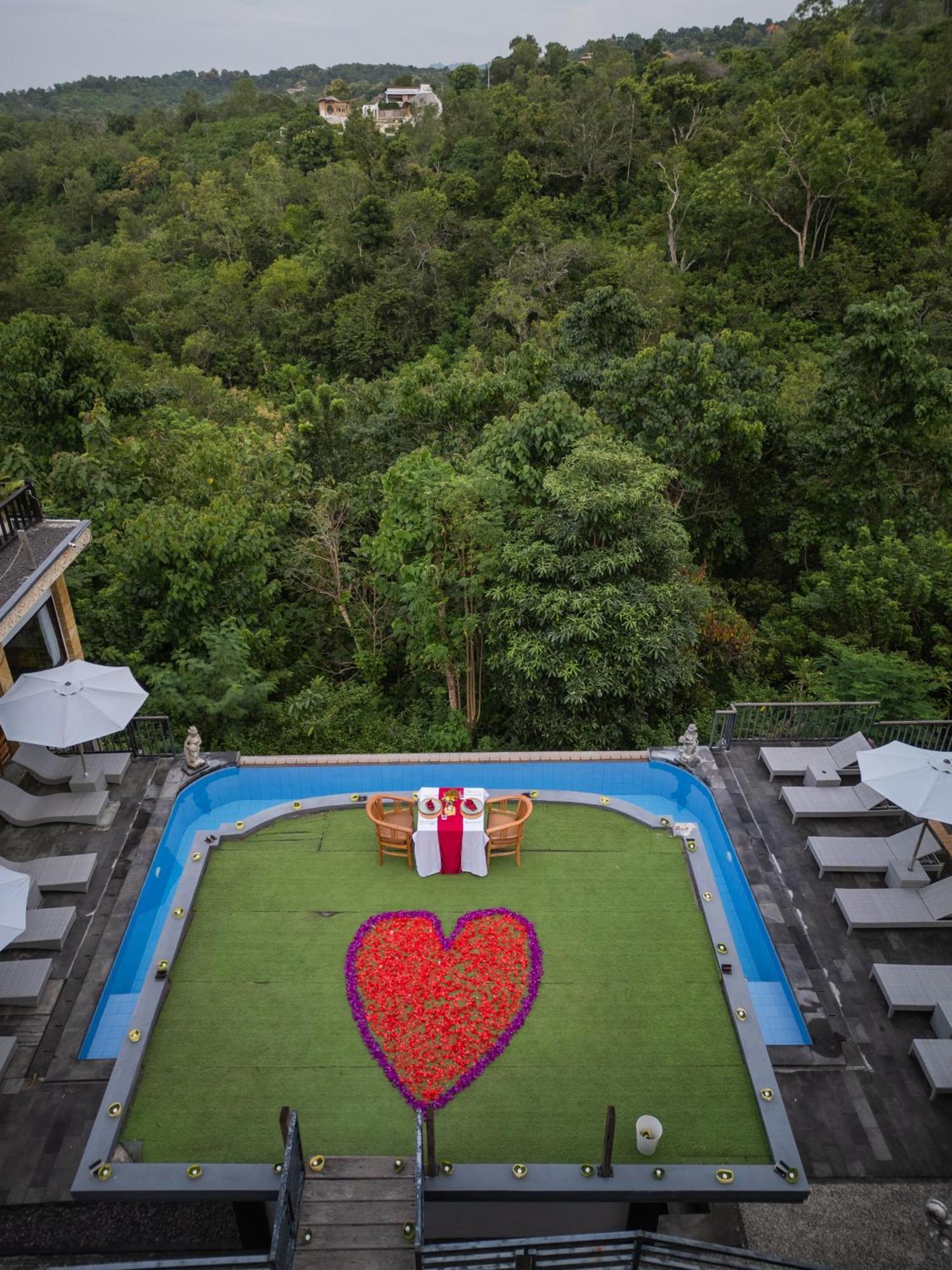 Abasan Hill Hotel And Spa Toyapakeh Exteriör bild